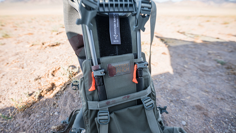 adjusting mystery ranch pack