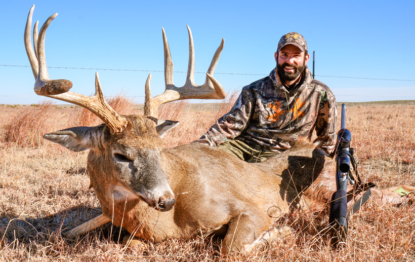 Lucky locating this late season whitetail buck Lucky locating this late season whitetail buck