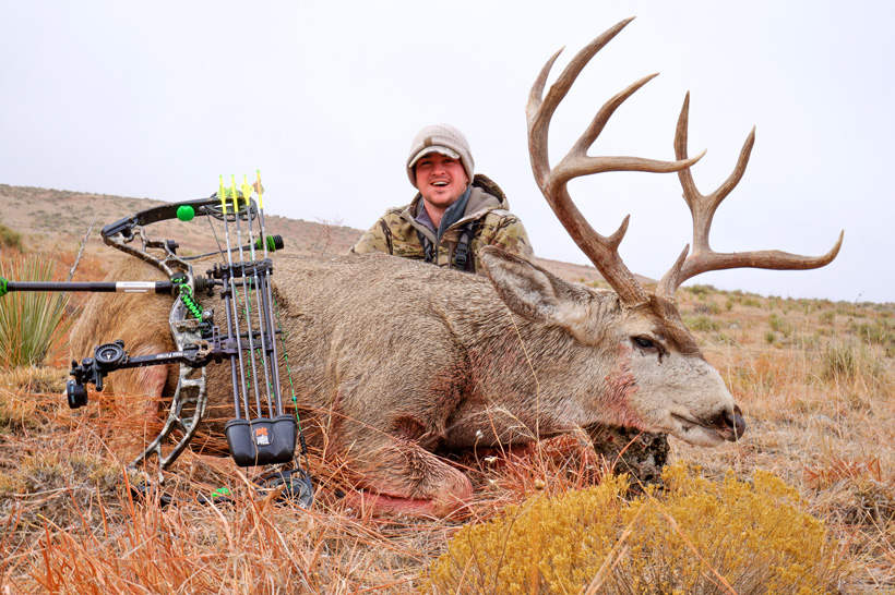 Stephen Spurlock archery mule deer buck Stephen Spurlock archery mule deer buck