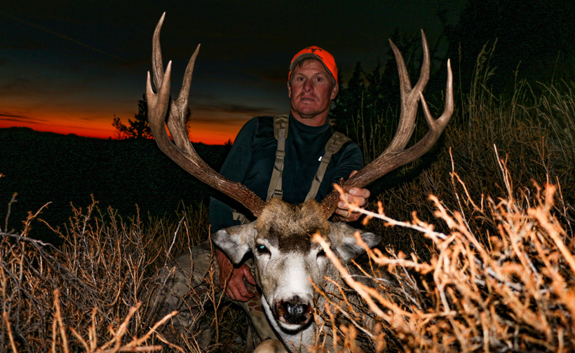 Thad with his 2016 Wyoming mule deer Thad with his 2016 Wyoming mule deer