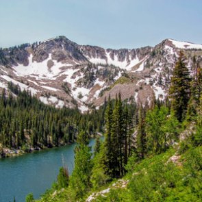 Colorado considers opening state trust lands to hunting and fishing
