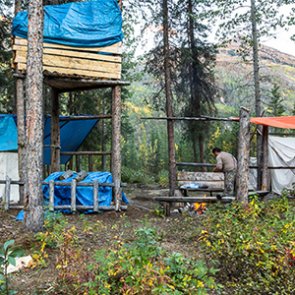 Deluxe hunting camps