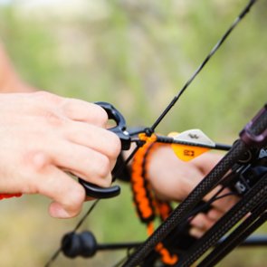 What is the ideal draw weight for bowhunting?